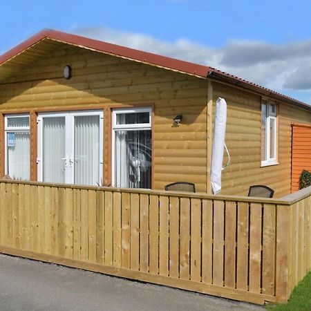 Lovely 3 Bed Chalet Bridlington Free Electric エクステリア 写真