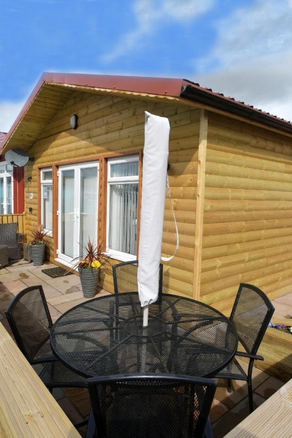 Lovely 3 Bed Chalet Bridlington Free Electric エクステリア 写真
