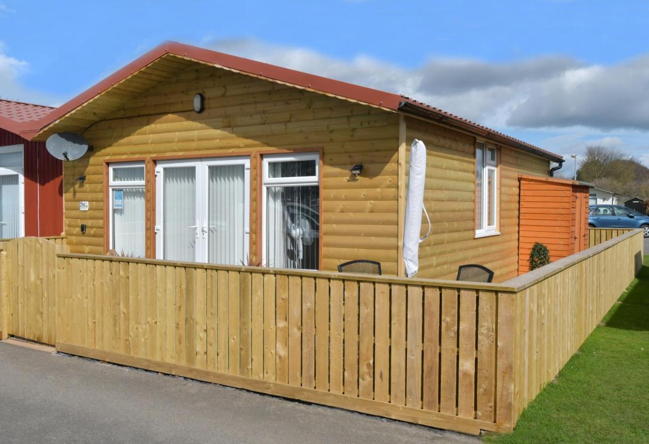Lovely 3 Bed Chalet Bridlington Free Electric エクステリア 写真